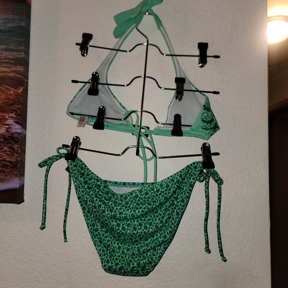 Victoria's Secret Mint Green Paisley & Animal Print String Bikini - Picture 4 of 6